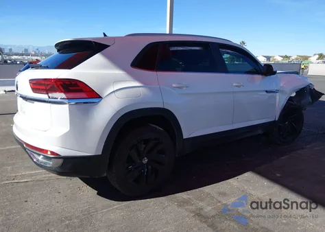 2021 Volkswagen Atlas Cross Sport 2.0T Se W/Technology z USA, uszkodzony, nr VIN 1V2JC2CA7MC237390